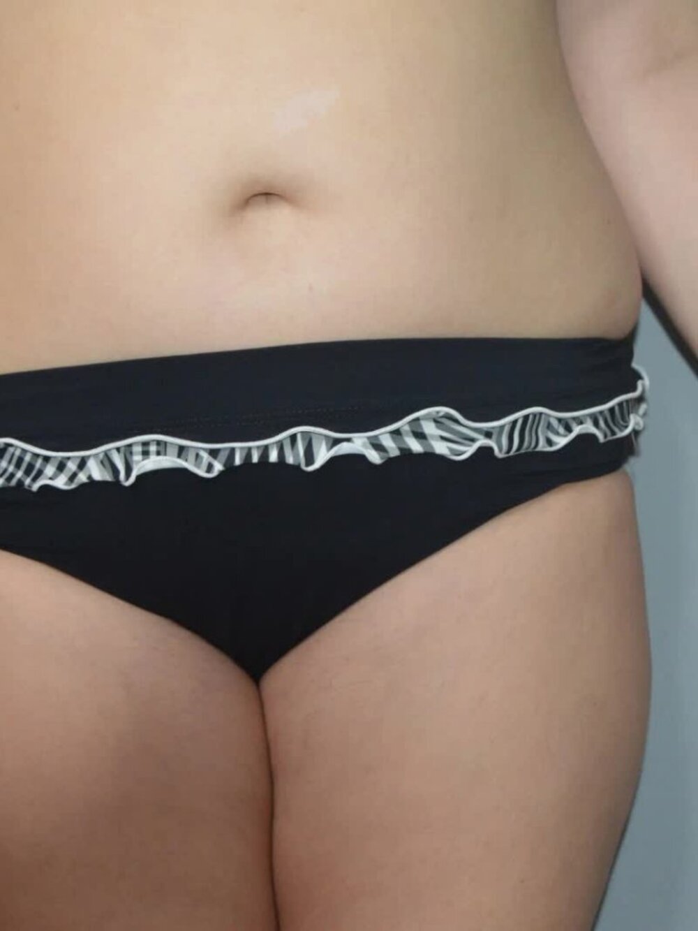 Profile by Gottex Ruffled Womens Swim Bottoms - Black/Grey size 14